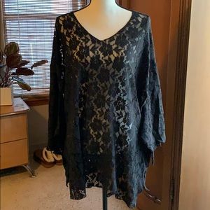 Never worn Amuse lace top!
